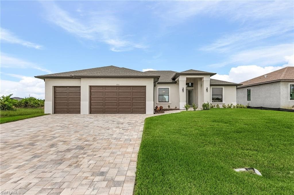 106 SW 33rd PL CAPE CORAL, FL 33991
