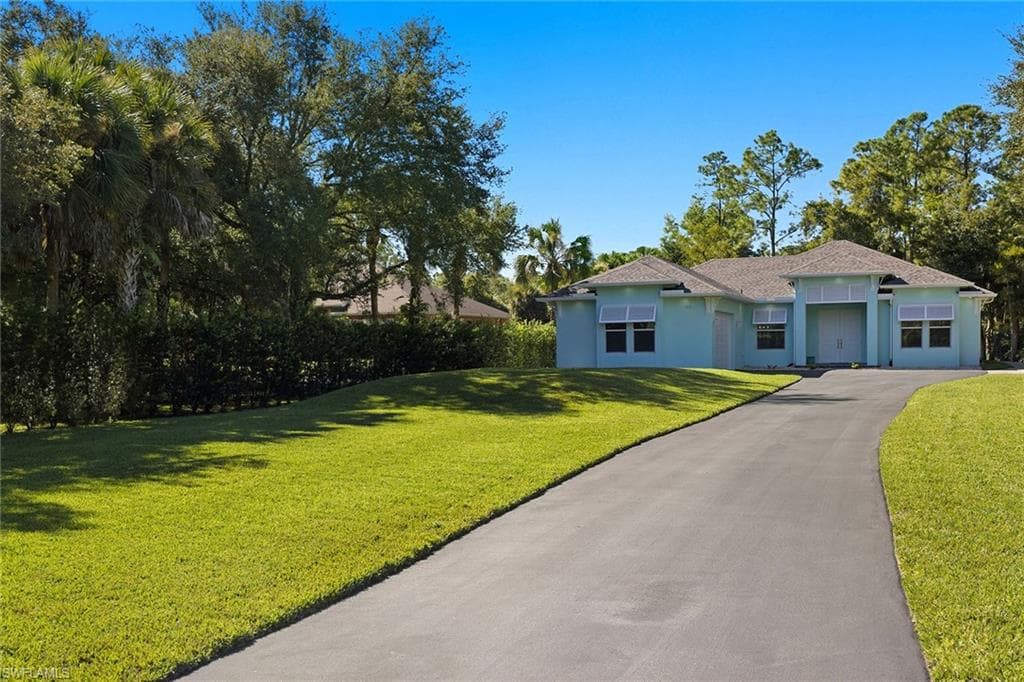 152 14th AVE NW NAPLES, FL 34120