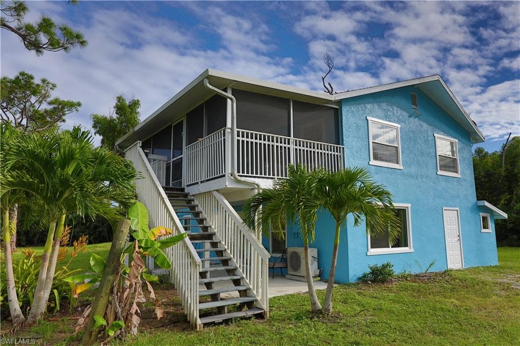 8642 Whispering Pines DR ST. JAMES CITY, FL 33956
