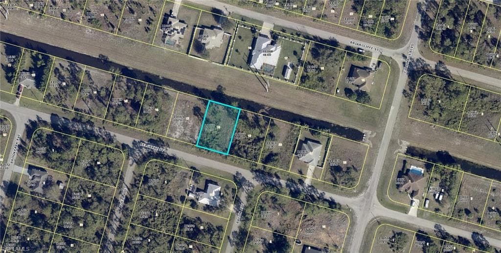 1135 BELGRAVE ST FORT MYERS, FL 33913