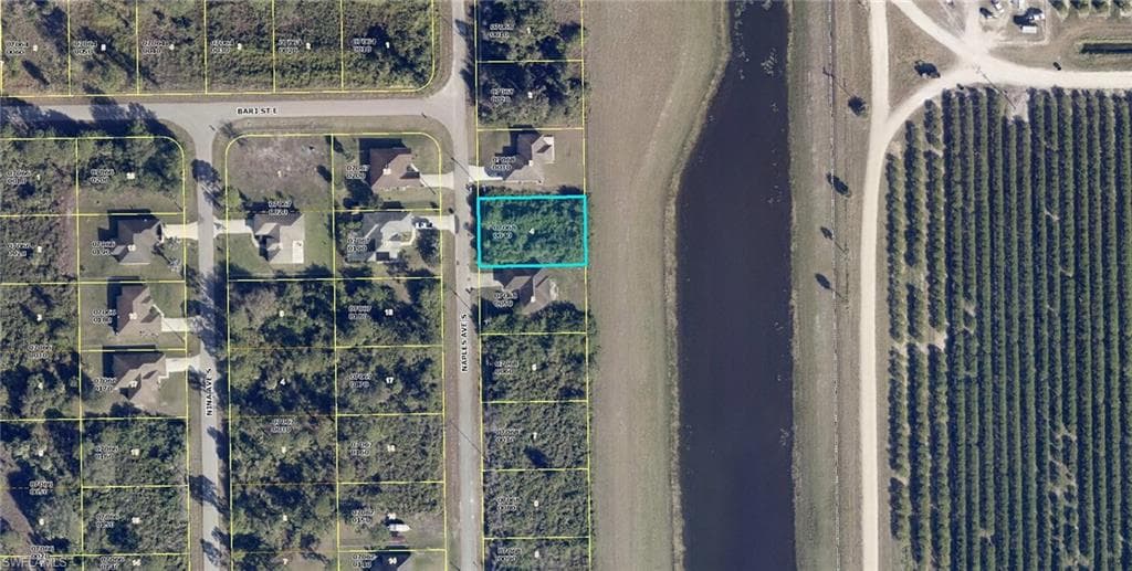 737 NAPLES AVE S LEHIGH ACRES, FL 33974