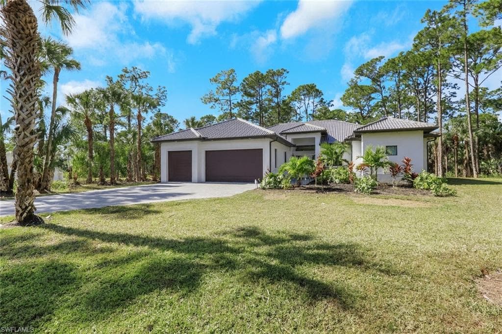 491 9th ST SW NAPLES, FL 34117