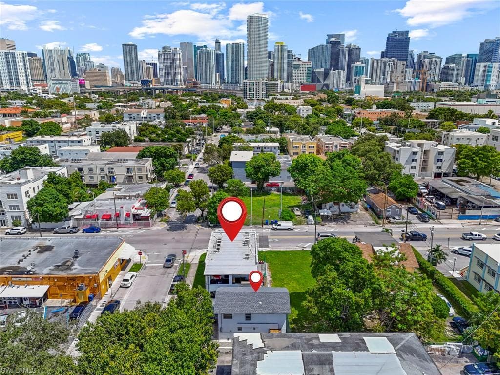 MIAMI, FL 33130