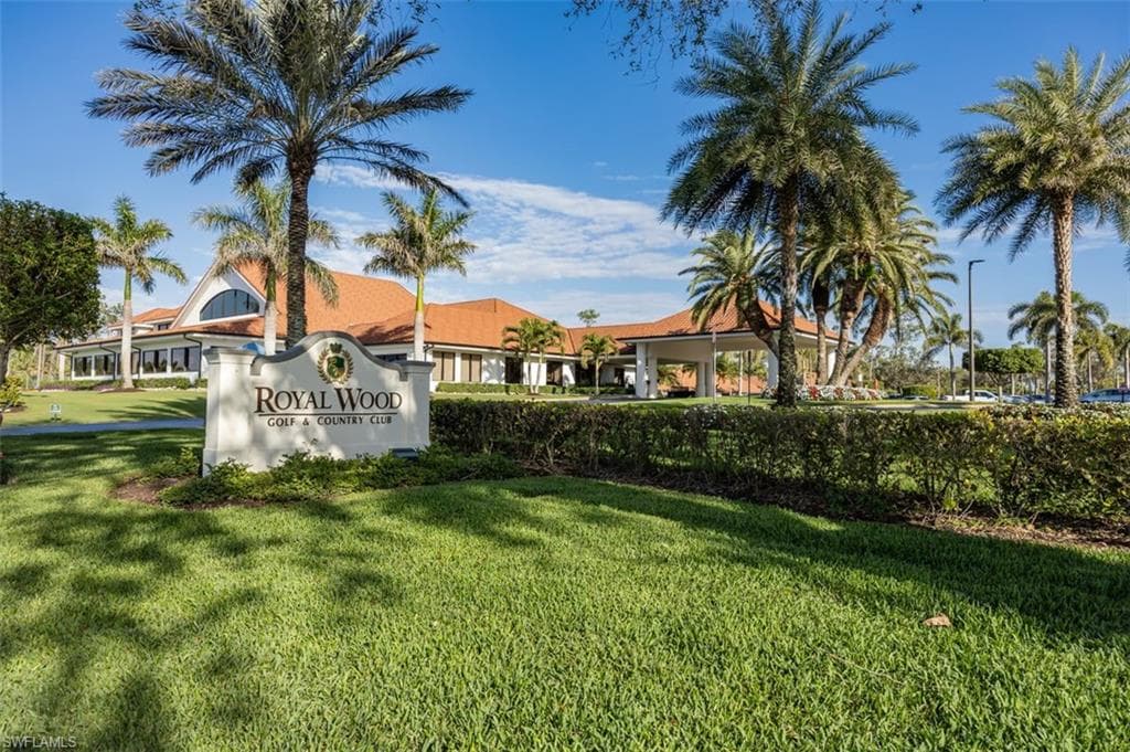5965 Bloomfield CIR B306 NAPLES, FL 34112