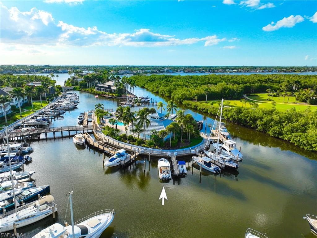 1777 Gulfstar DR S NAPLES, FL 34112
