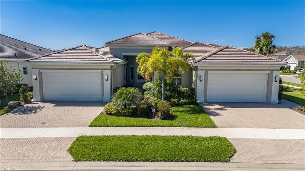 16483 Orinda WAY BONITA SPRINGS, FL 34135