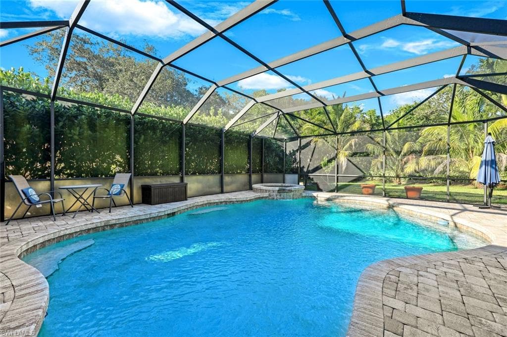 7500 Woodland Bend CIR FORT MYERS, FL 33912
