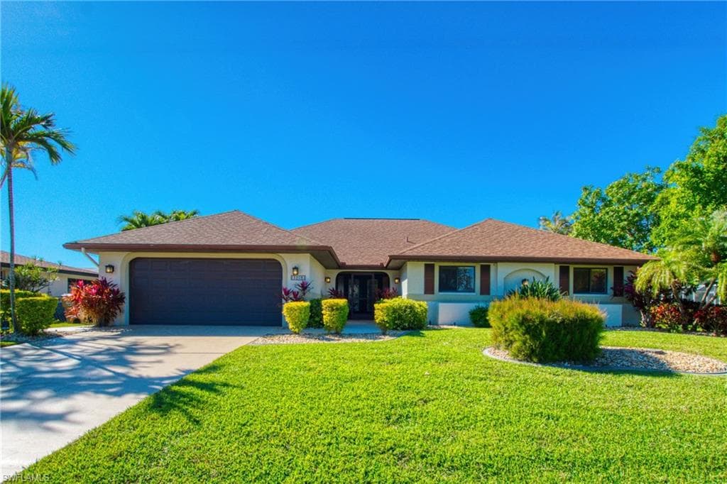 3208 SE 5th AVE CAPE CORAL, FL 33904