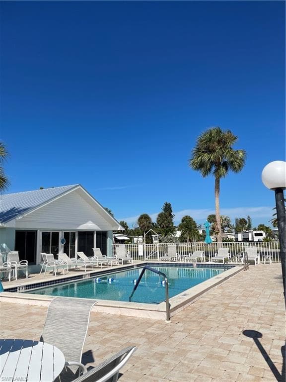 13681 Ovenbird DR FORT MYERS, FL 33908