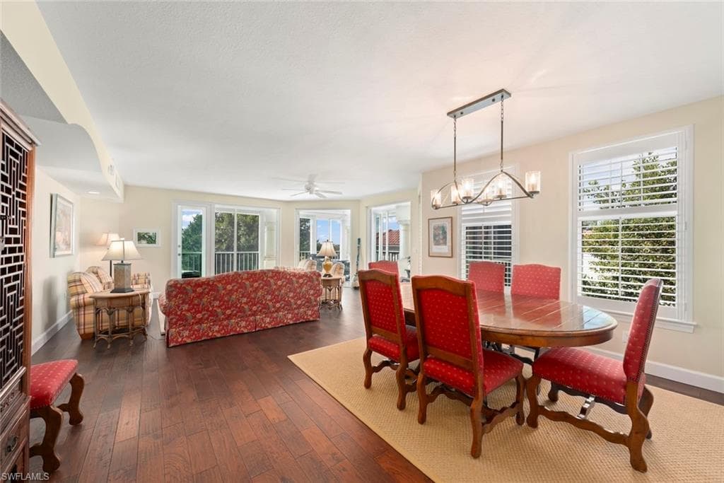2675 Wulfert RD 6 SANIBEL, FL 33957