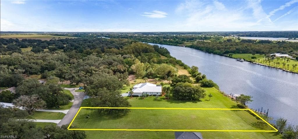 1497 Riverbend DR LABELLE, FL 33935