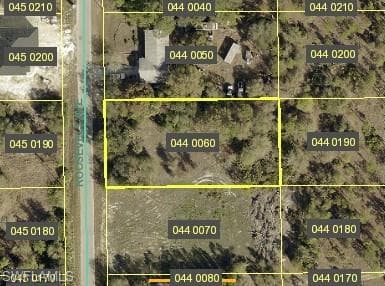 1112 Roosevelt AVE LEHIGH ACRES, FL 33936
