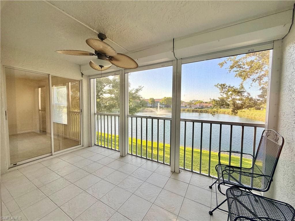 9580 Victoria Lane LN A-202 NAPLES, FL 34109