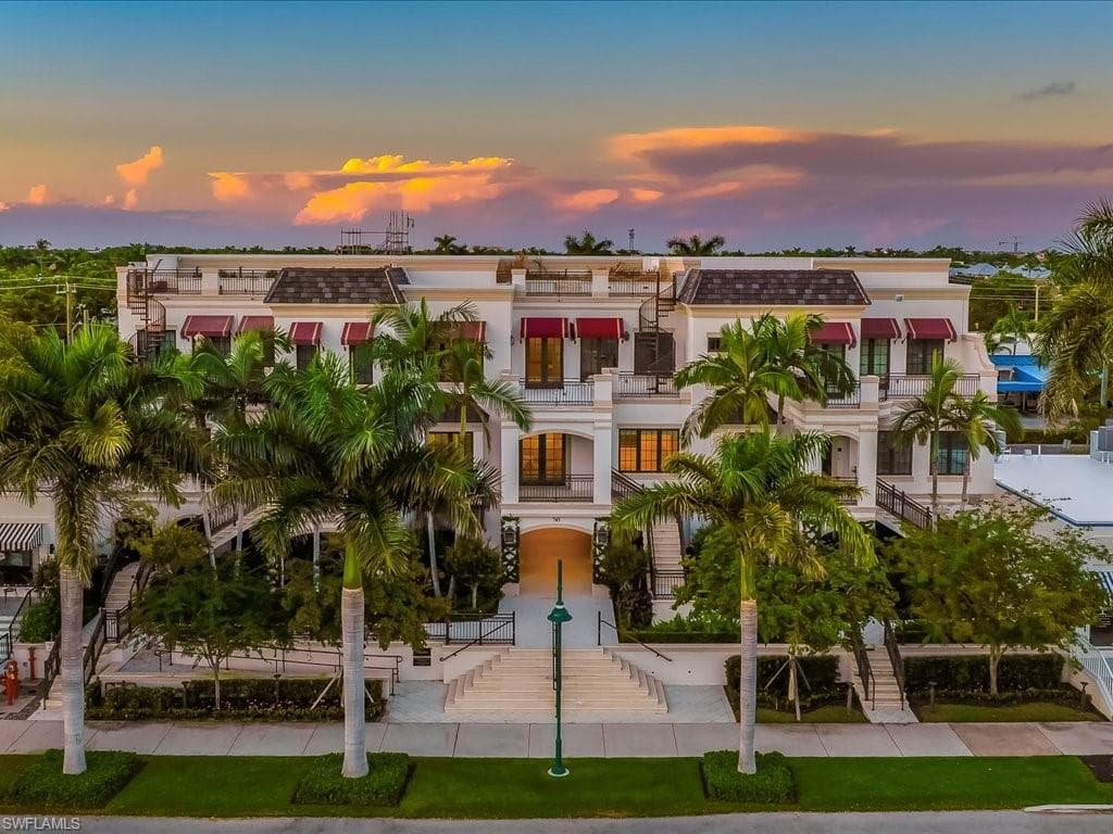 745 12th AVE S 102 NAPLES, FL 34102