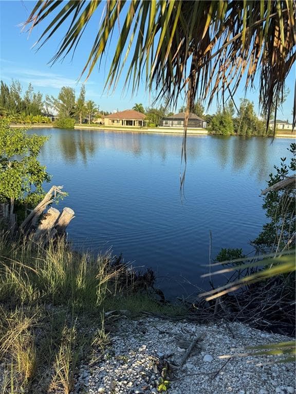 2313 NW 44th PL CAPE CORAL, FL 33993