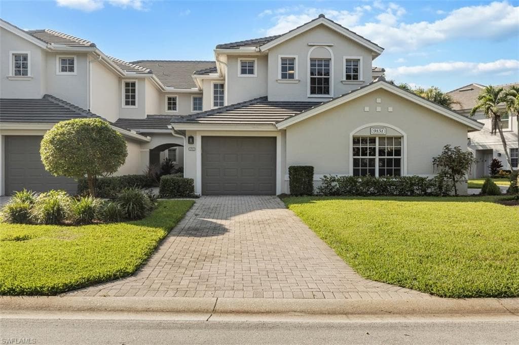 9151 Palmetto Ridge DR 202 ESTERO, FL 34135