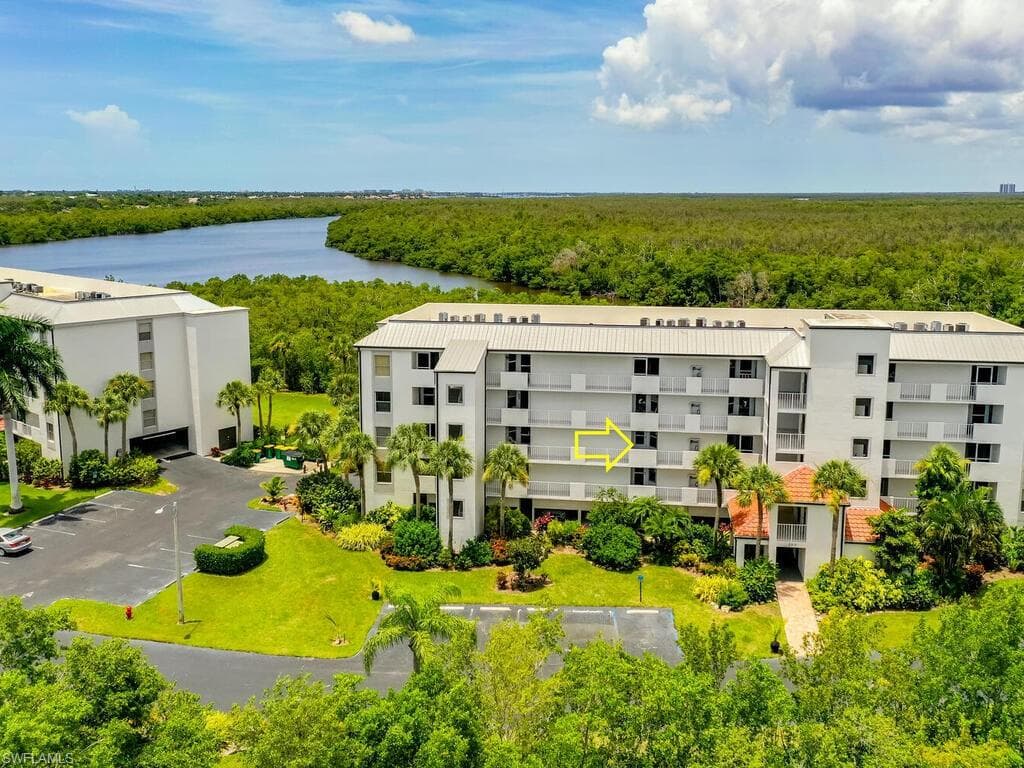 300 STEVENS LANDING DR C-203 MARCO ISLAND, FL 34145