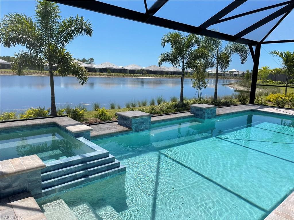 6282 Indies AVE NAPLES, FL 34113