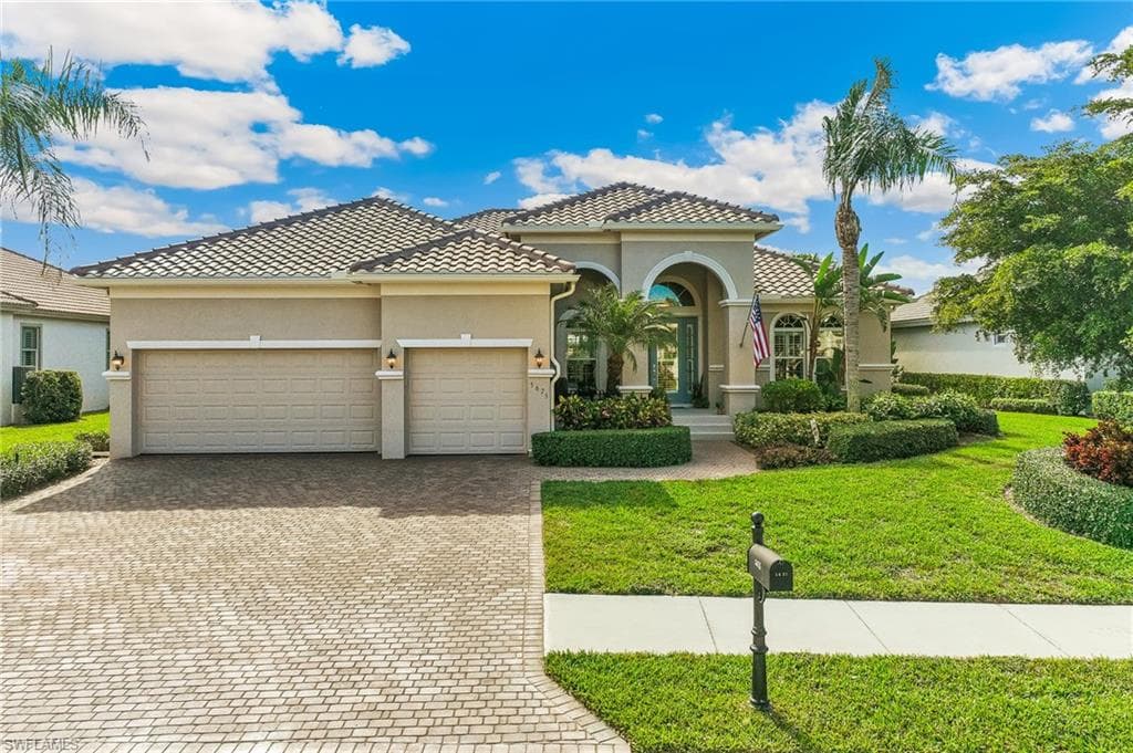 5675 Whispering Willow WAY FORT MYERS, FL 33908