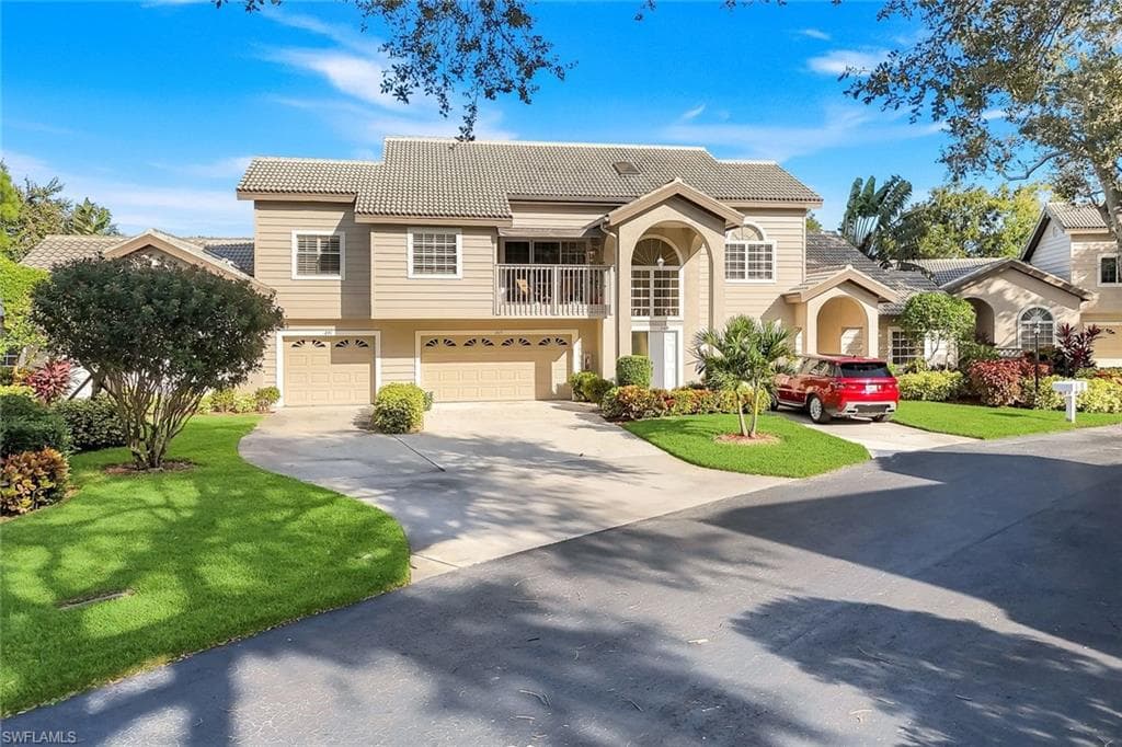 269 Perignon PL 16-2 NAPLES, FL 34119