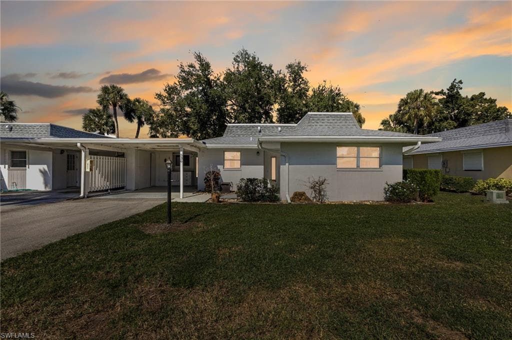 536 Pangola DR NORTH FORT MYERS, FL 33903