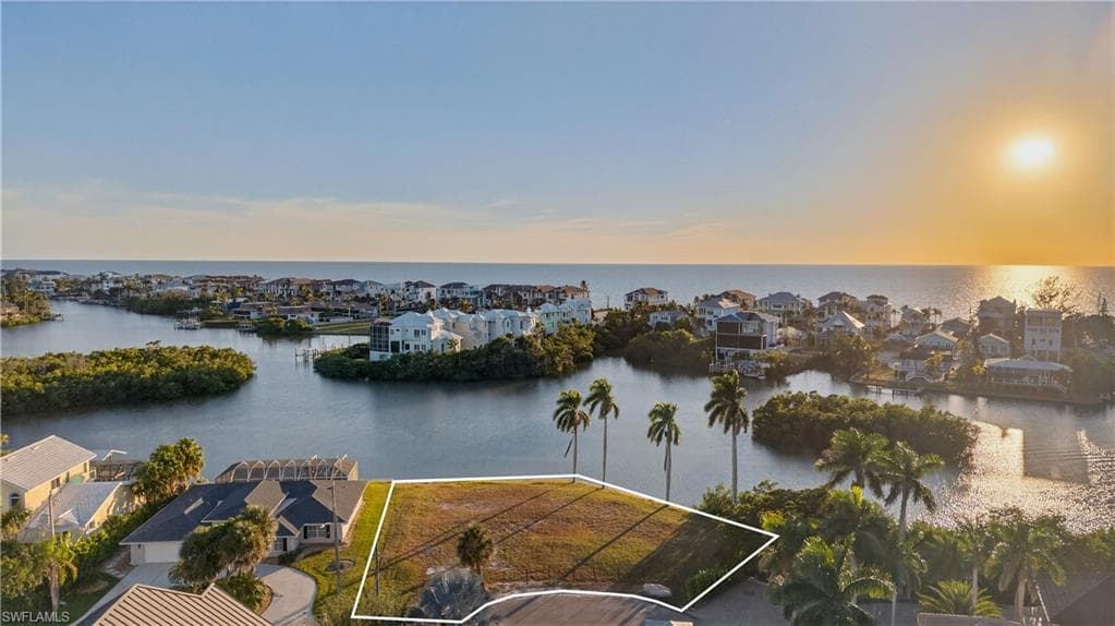 26737 McLaughlin BLVD BONITA SPRINGS, FL 34134