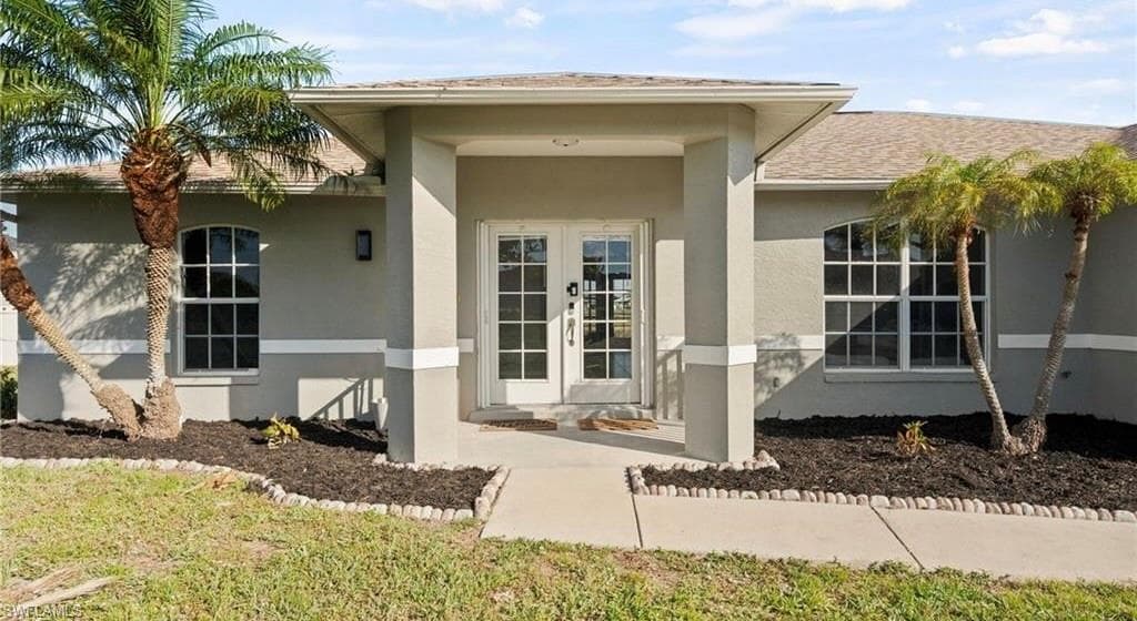 1915 SW 2nd ST CAPE CORAL, FL 33991