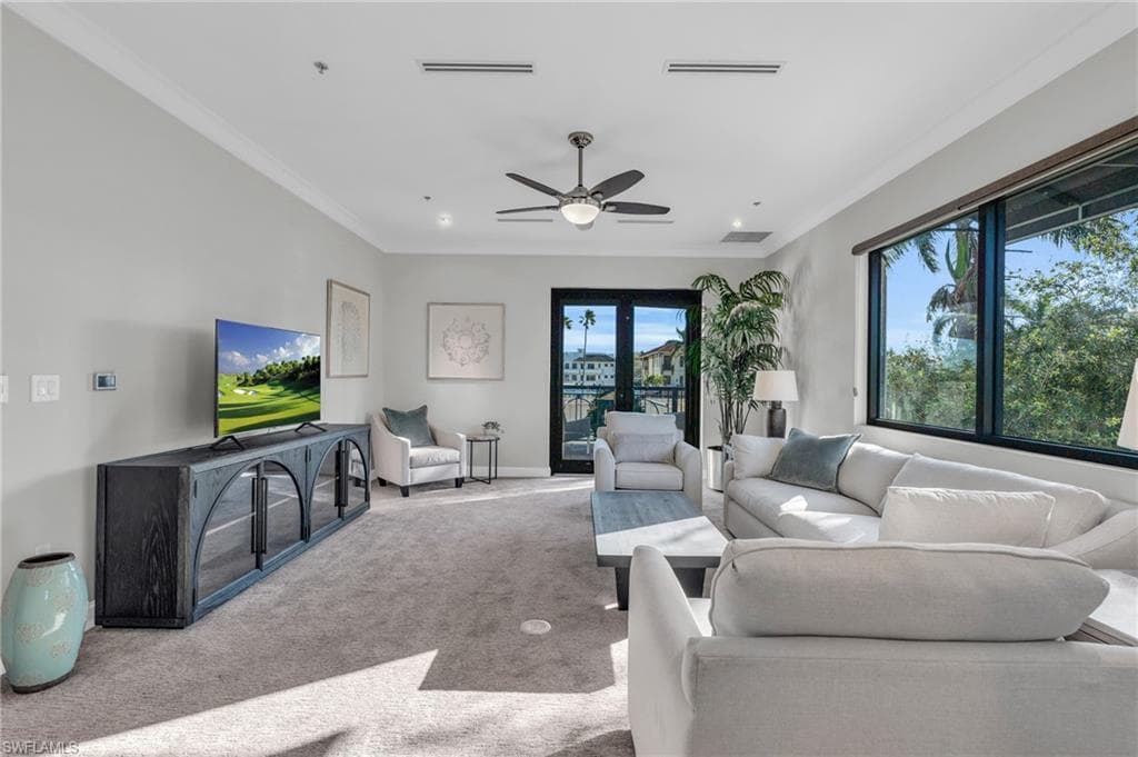 428 9th ST S NAPLES, FL 34102