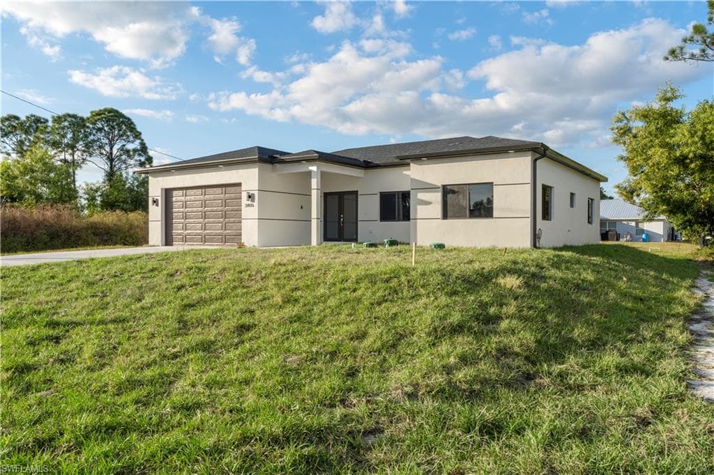 3609 23rd ST SW LEHIGH ACRES, FL 33976