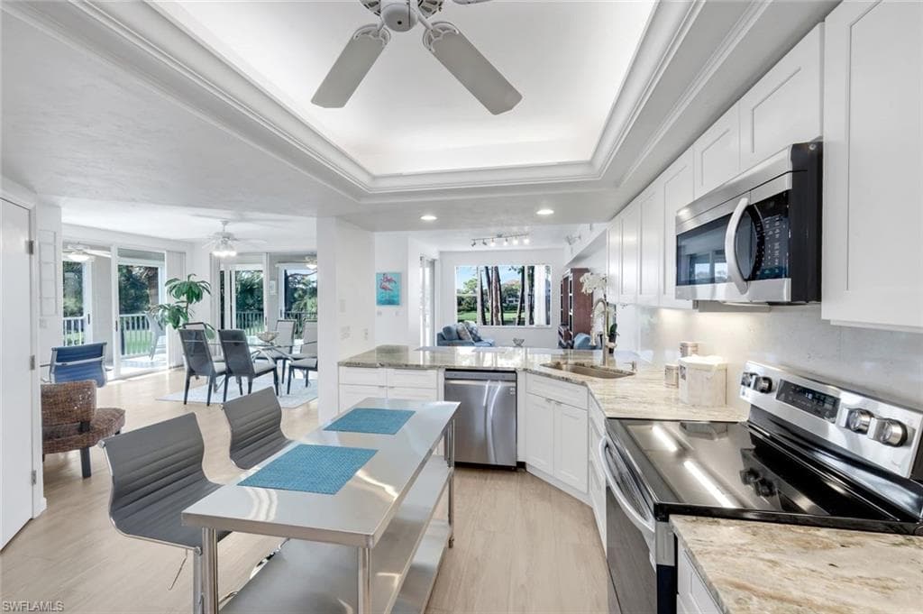 3330 CROSSINGS CT 301 BONITA SPRINGS, FL 34134