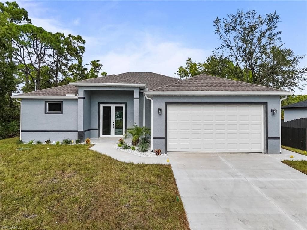 2804 11th ST W LEHIGH ACRES, FL 33971