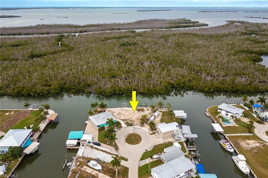 3977 Coconut DR OTHER, FL 33956
