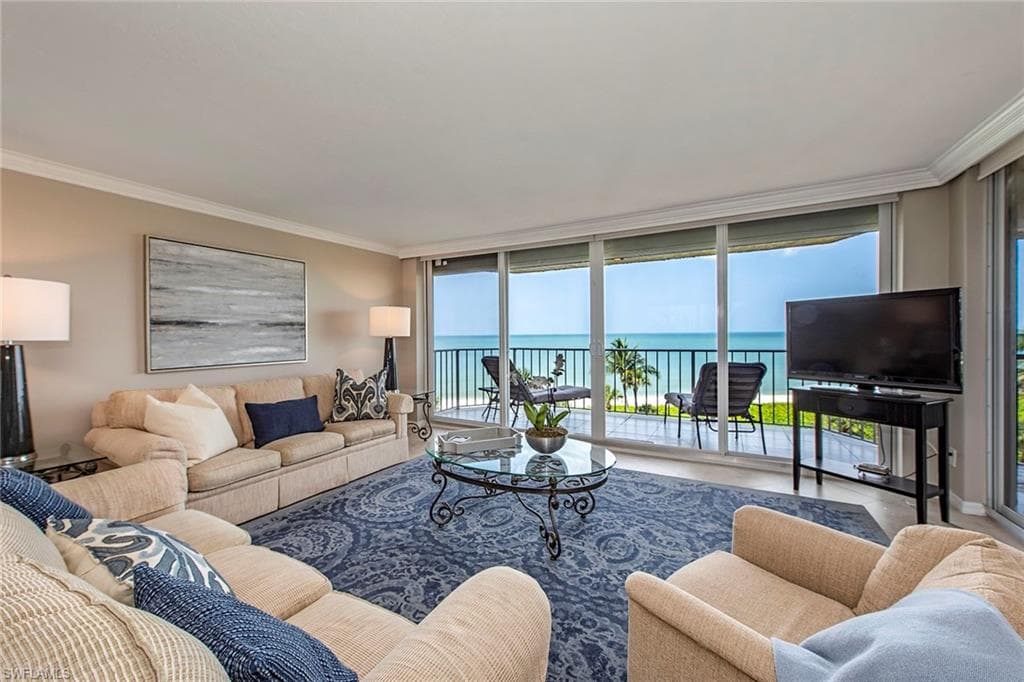 10701 Gulf Shore DR 502 NAPLES, FL 34108