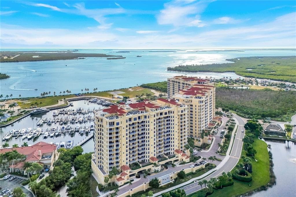 6021 Silver King BLVD 203 CAPE CORAL, FL 33914