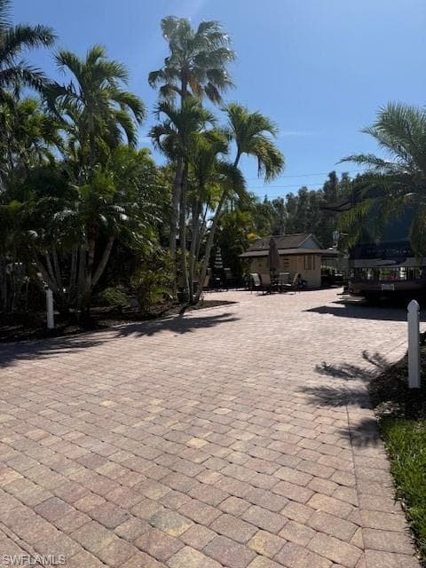 4572 Southern Breeze DR NAPLES, FL 34114