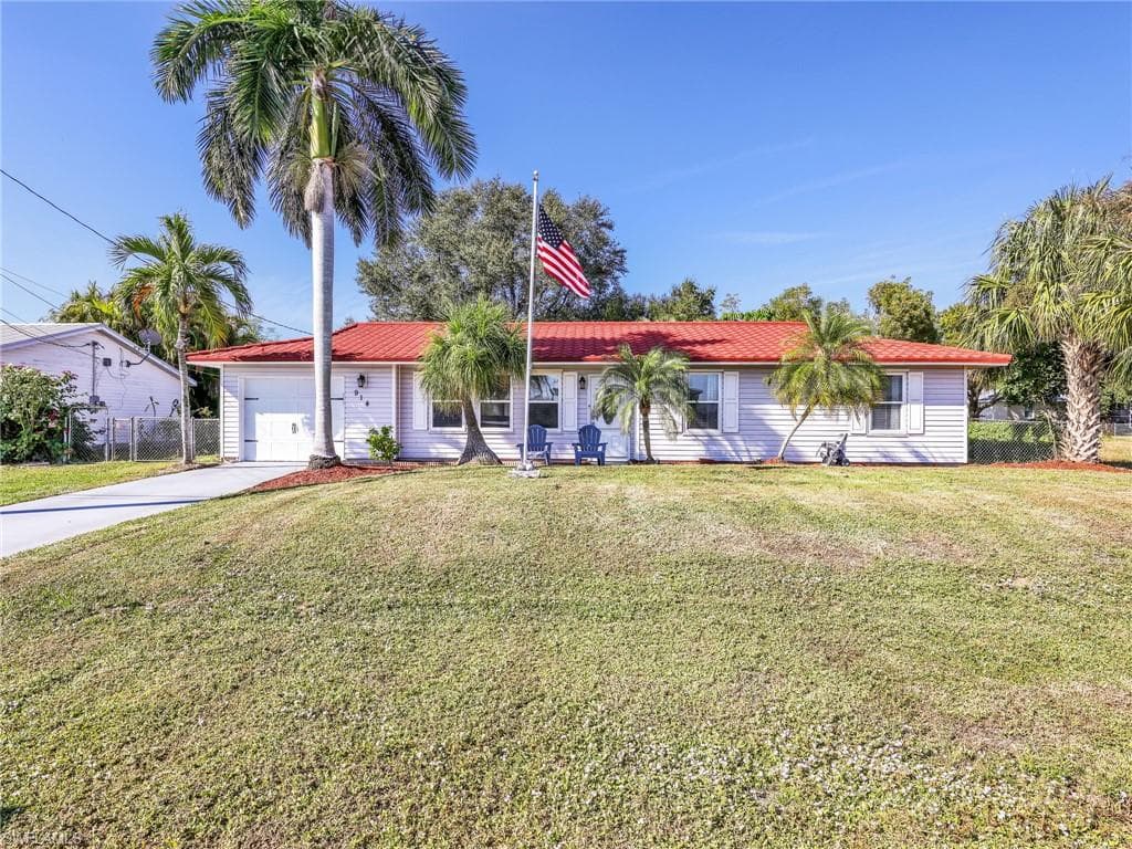 914 2nd AVE CAPE CORAL, FL 33909