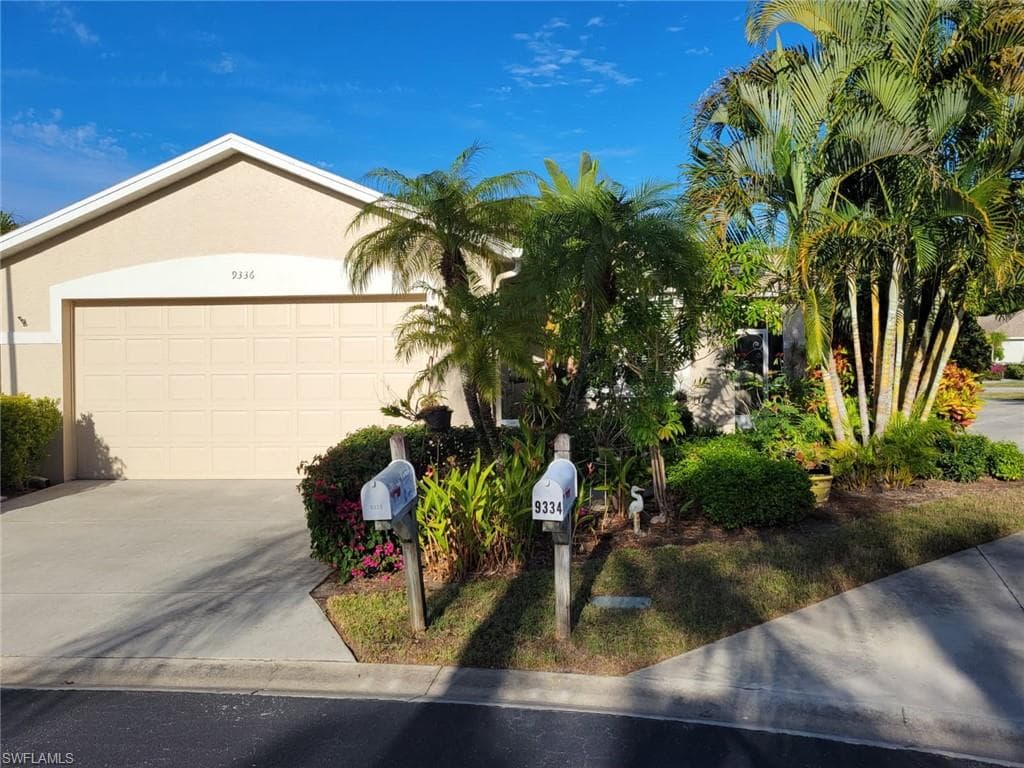 9336 Lake Abby LN BONITA SPRINGS, FL 34135