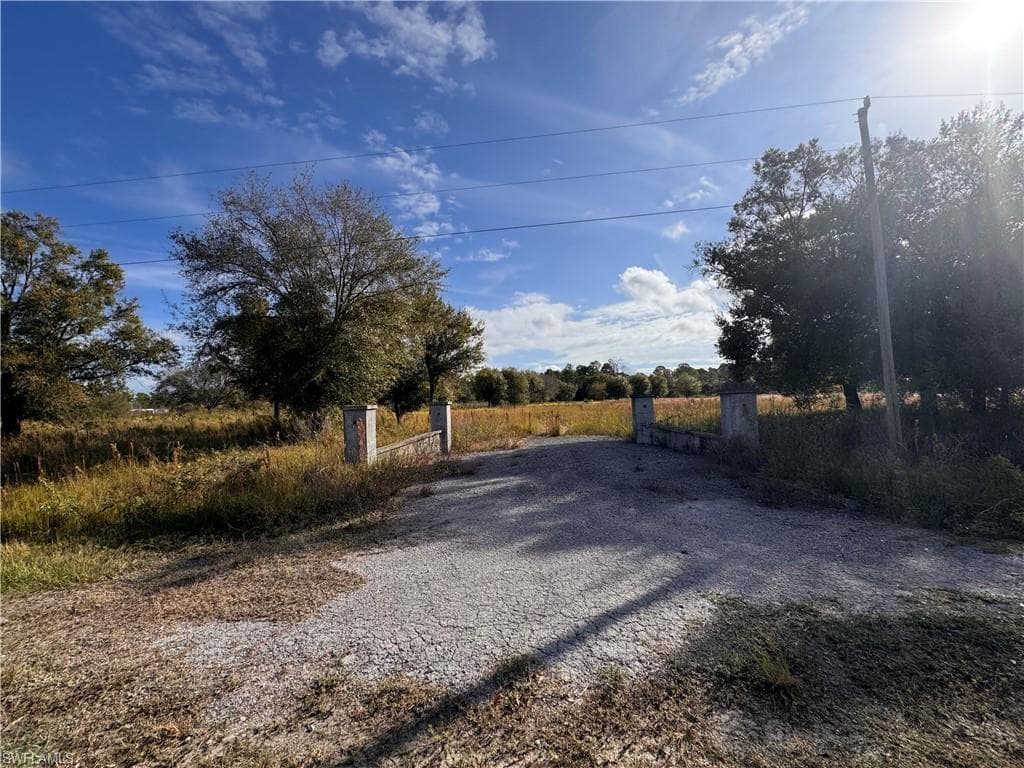 775 S Hacienda ST CLEWISTON, FL 33440