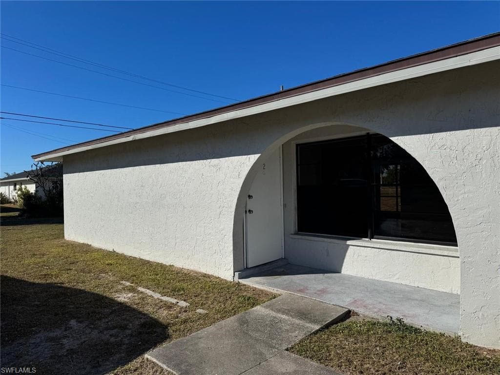 3004 Santa Barbara BLVD B CAPE CORAL, FL 33914
