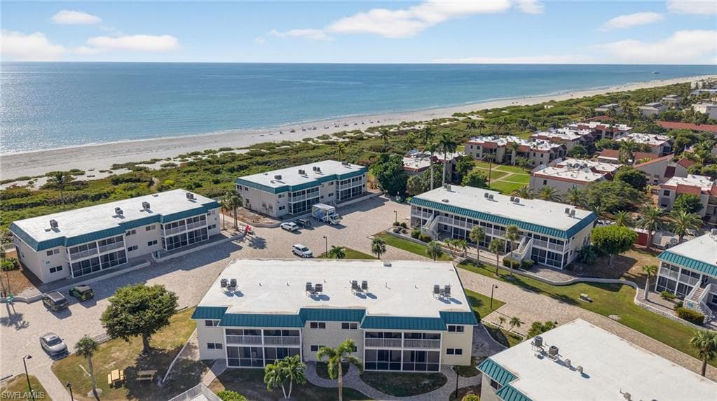 827 E Gulf DR L2 SANIBEL, FL 33957