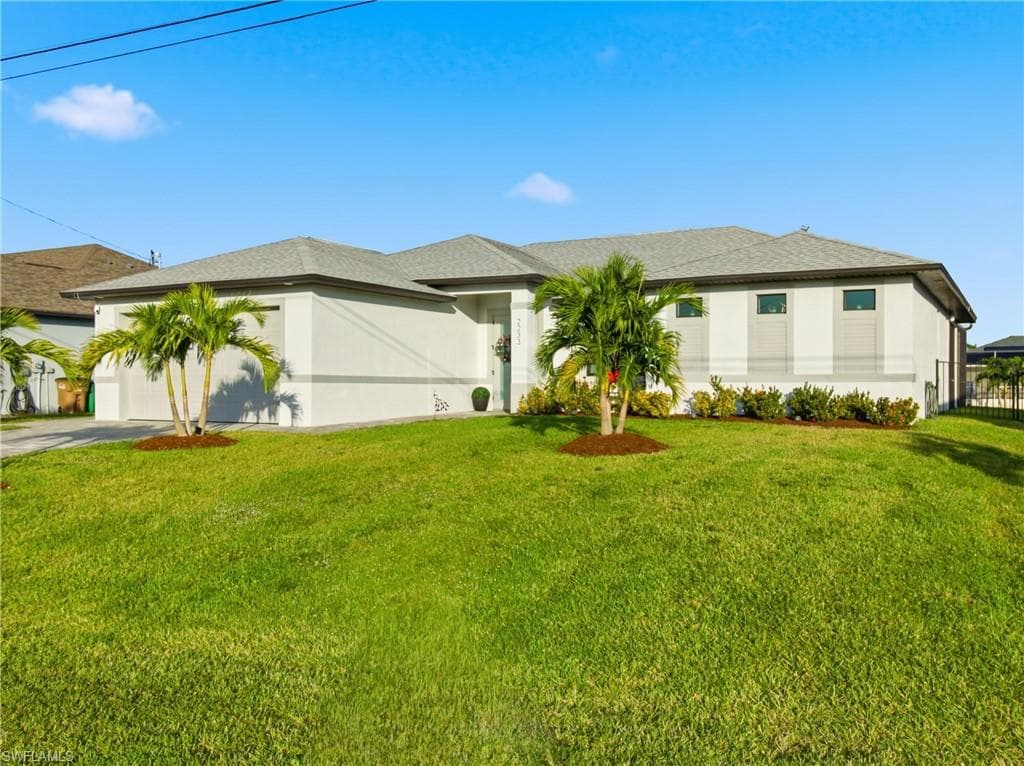 2233 SW 17th PL CAPE CORAL, FL 33991