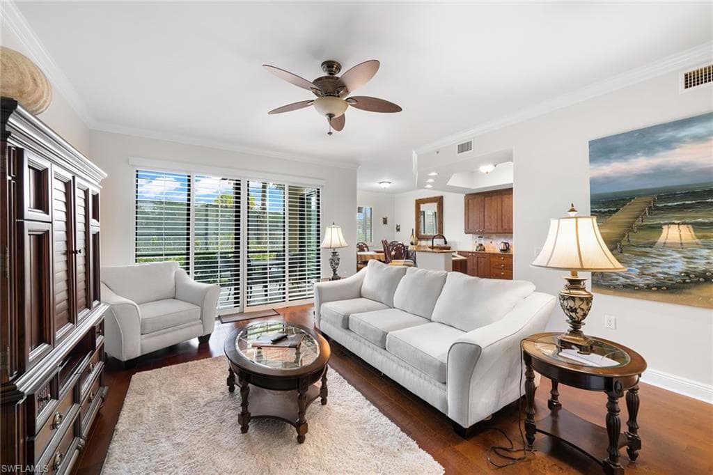 1015 Sandpiper ST D105 NAPLES, FL 34102