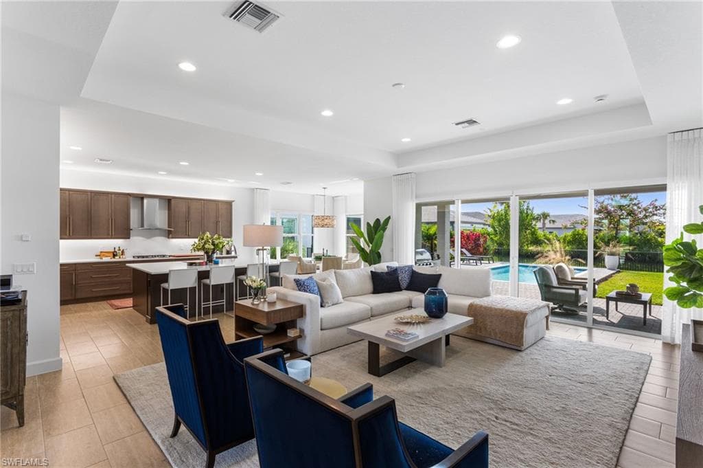 12165 Eucalyptus WAY NAPLES, FL 34120