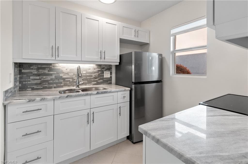 641 12th AVE S 641 NAPLES, FL 34102