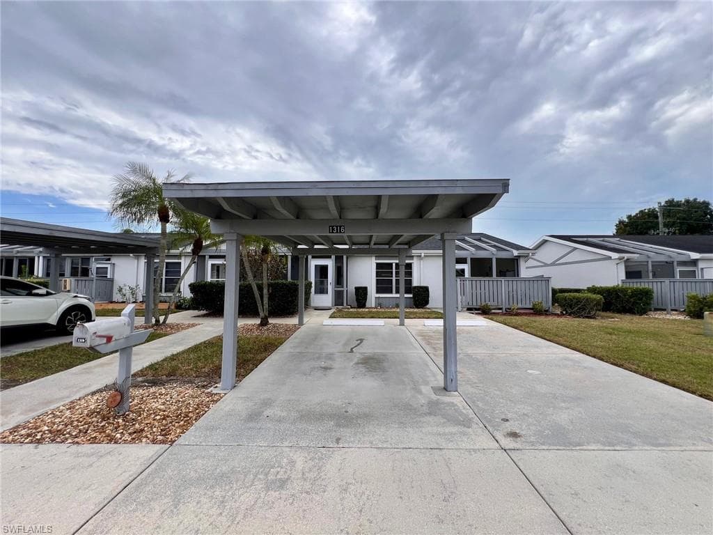 1316 Sandtrap DR FORT MYERS, FL 33919
