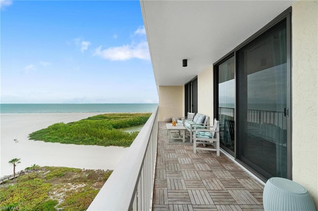 380 Seaview CT 1209 MARCO ISLAND, FL 34145