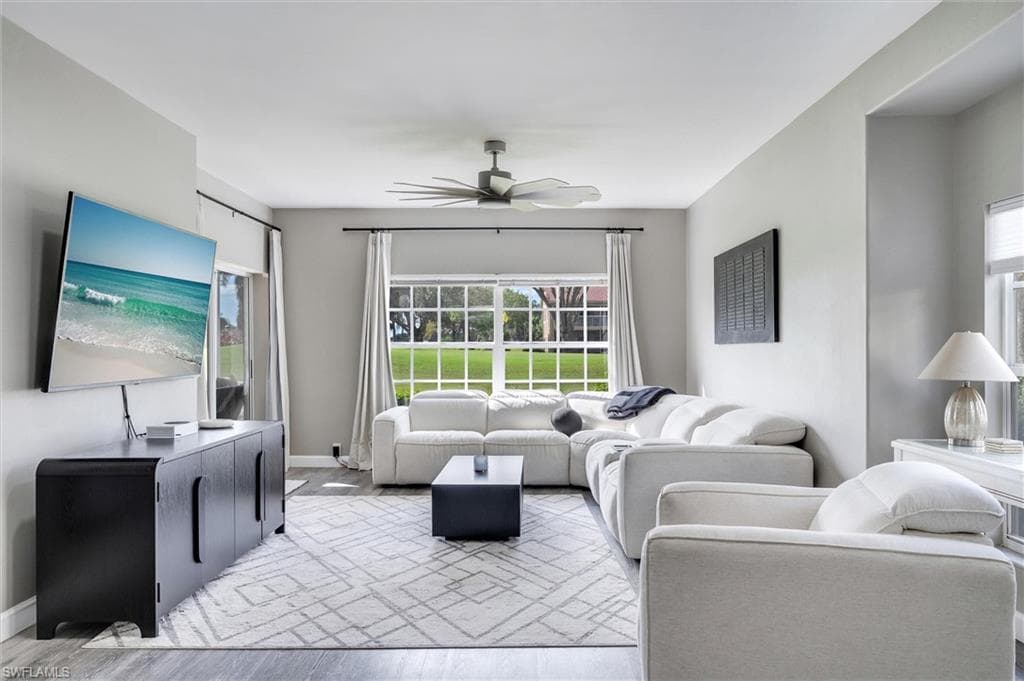 28080 Cavendish CT 2006 BONITA SPRINGS, FL 34135