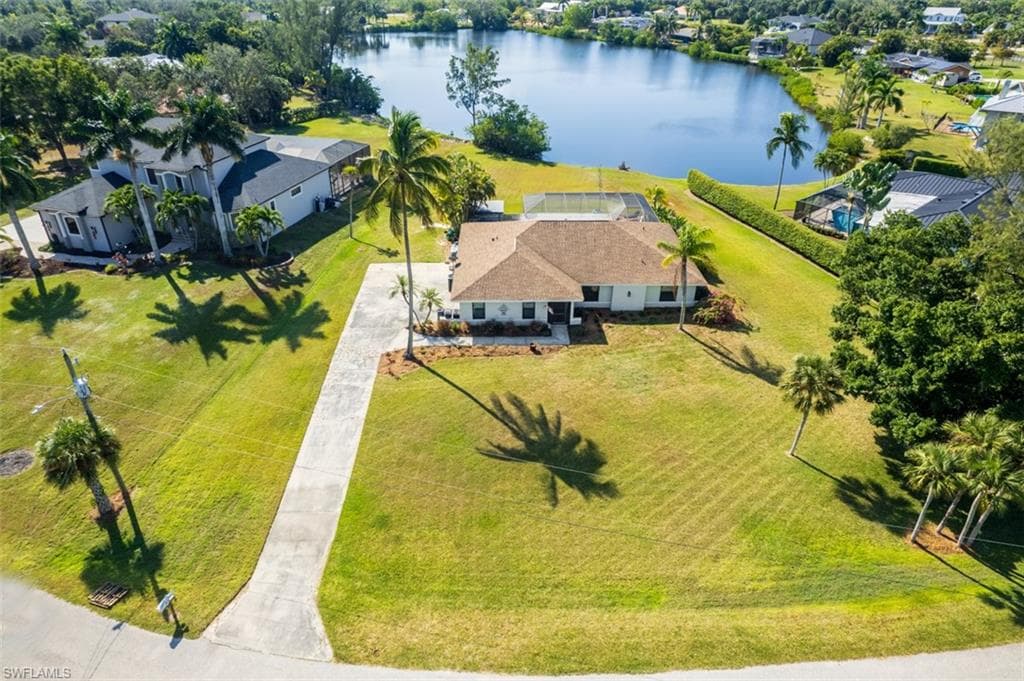 7275 Lake DR FORT MYERS, FL 33908