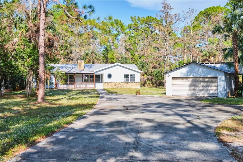 221 18th AVE NW NAPLES, FL 34120