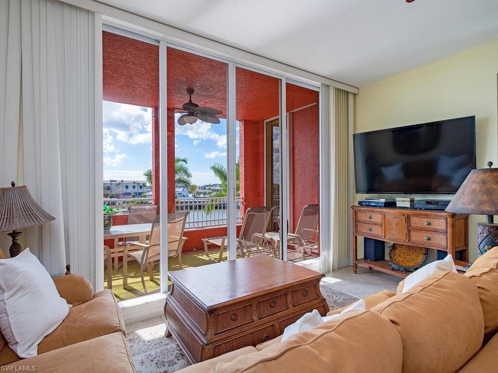 451 Bayfront PL 5311 NAPLES, FL 34102